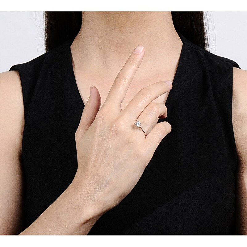 14 Ayar Beyaz Altın Tektaş Yüzük