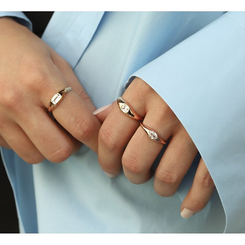 14 Ayar Rose Altın Taşlı Minimal Yüzük